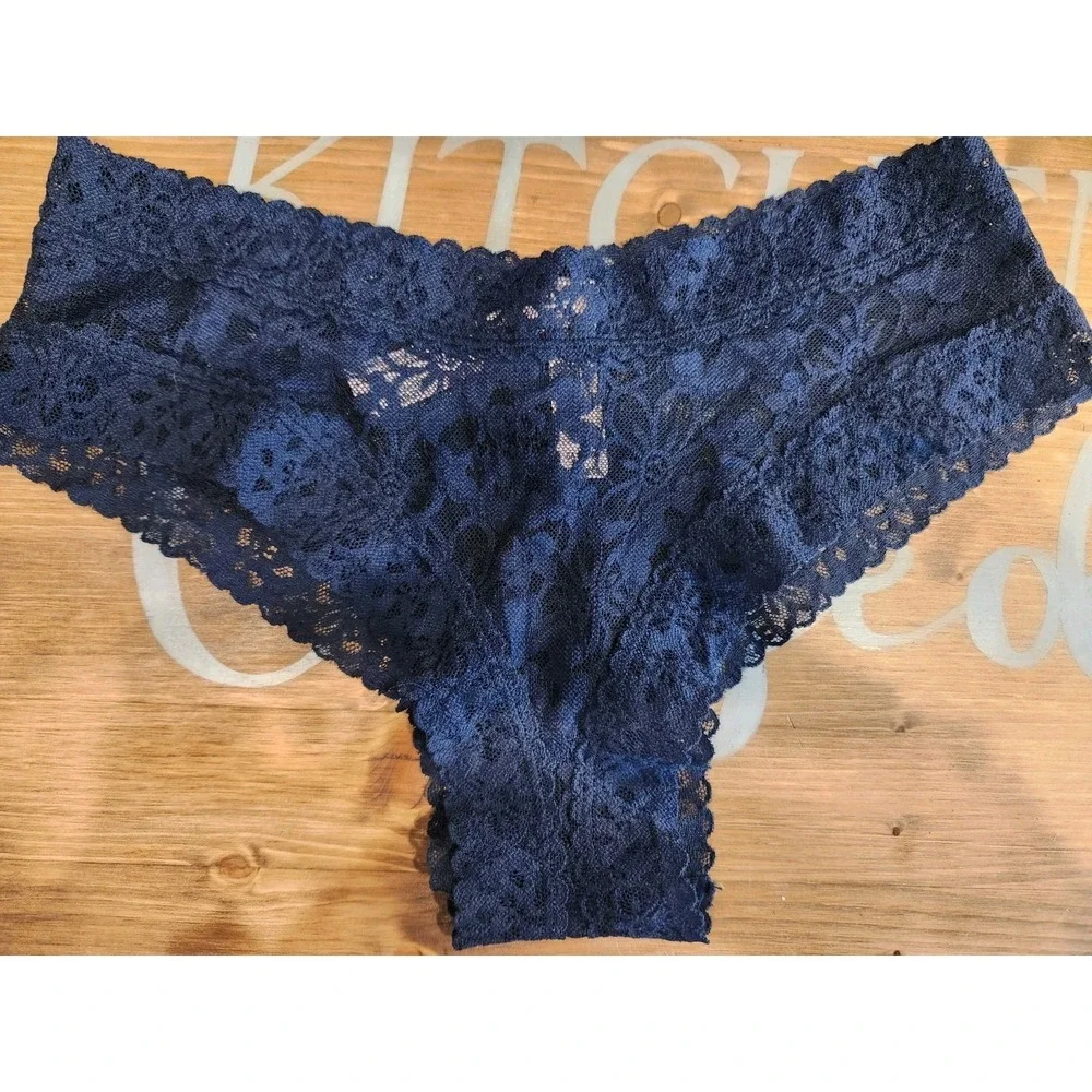 **NEW W/TAGS 6 PAIRS Victoria‎ Secret Panties Large Cheeky